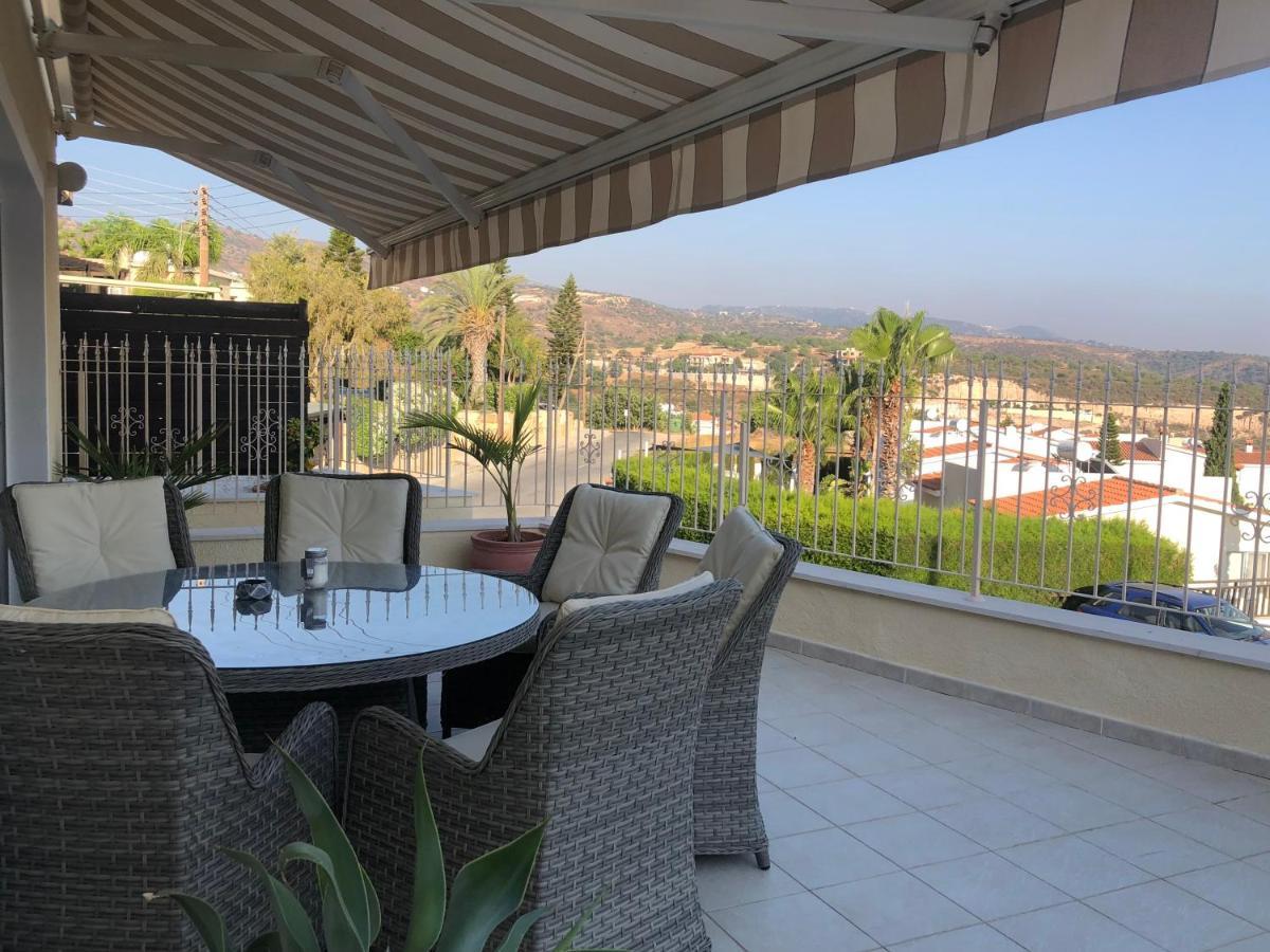Peyia Palm Villa Paphos